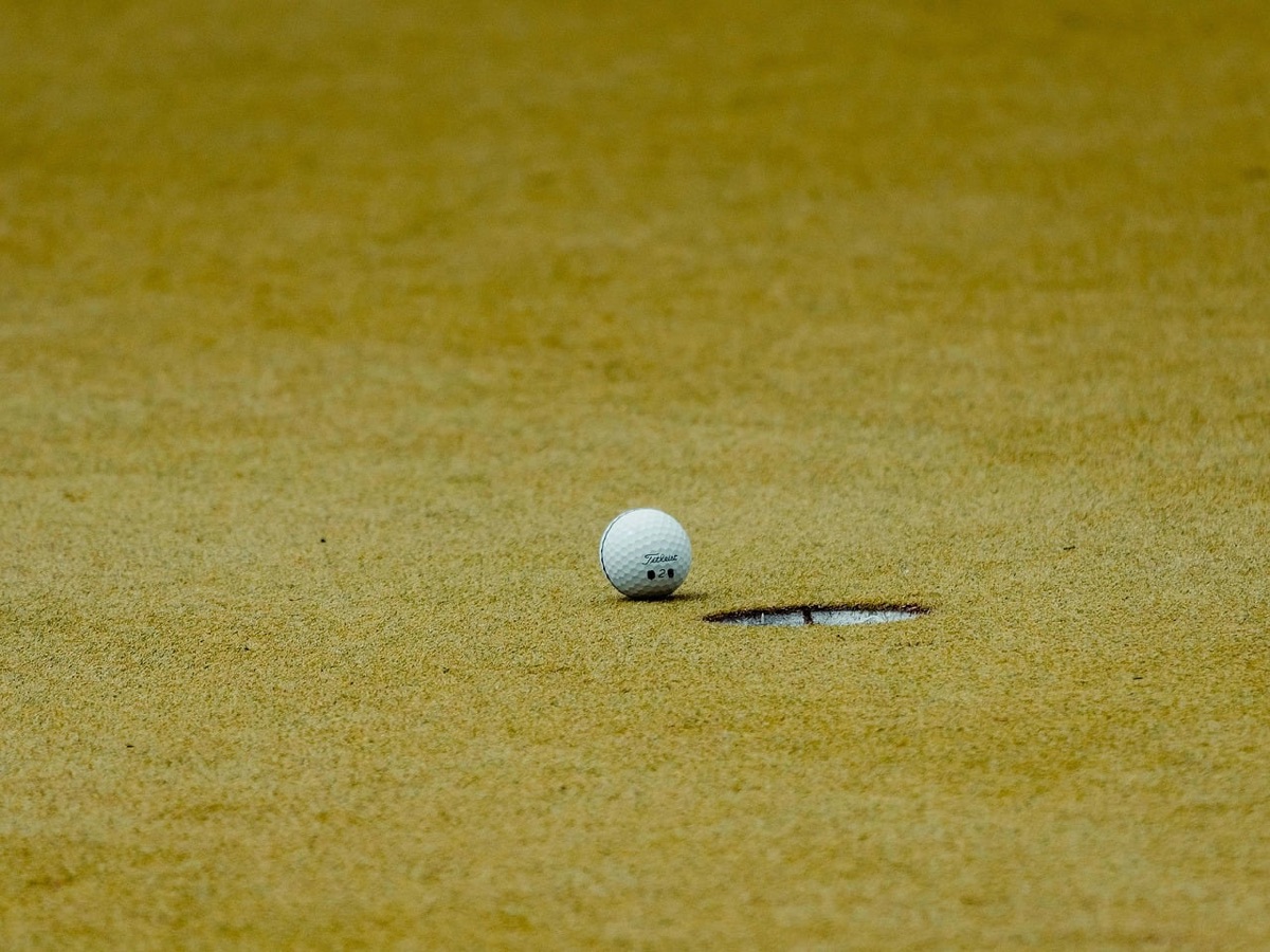 Golf Iron Head Design